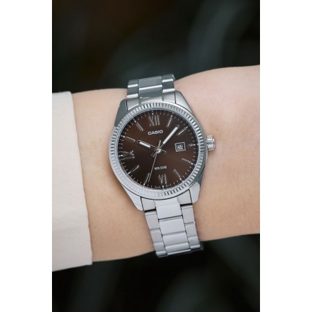 Casio LTP-1302DD-5A LTP-1302DD-5A